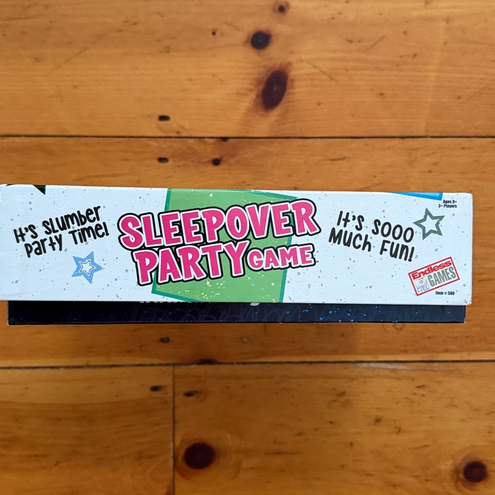 Sleepover Party Game in a Box 200 different stunts performances activities - Picture 4 of 10